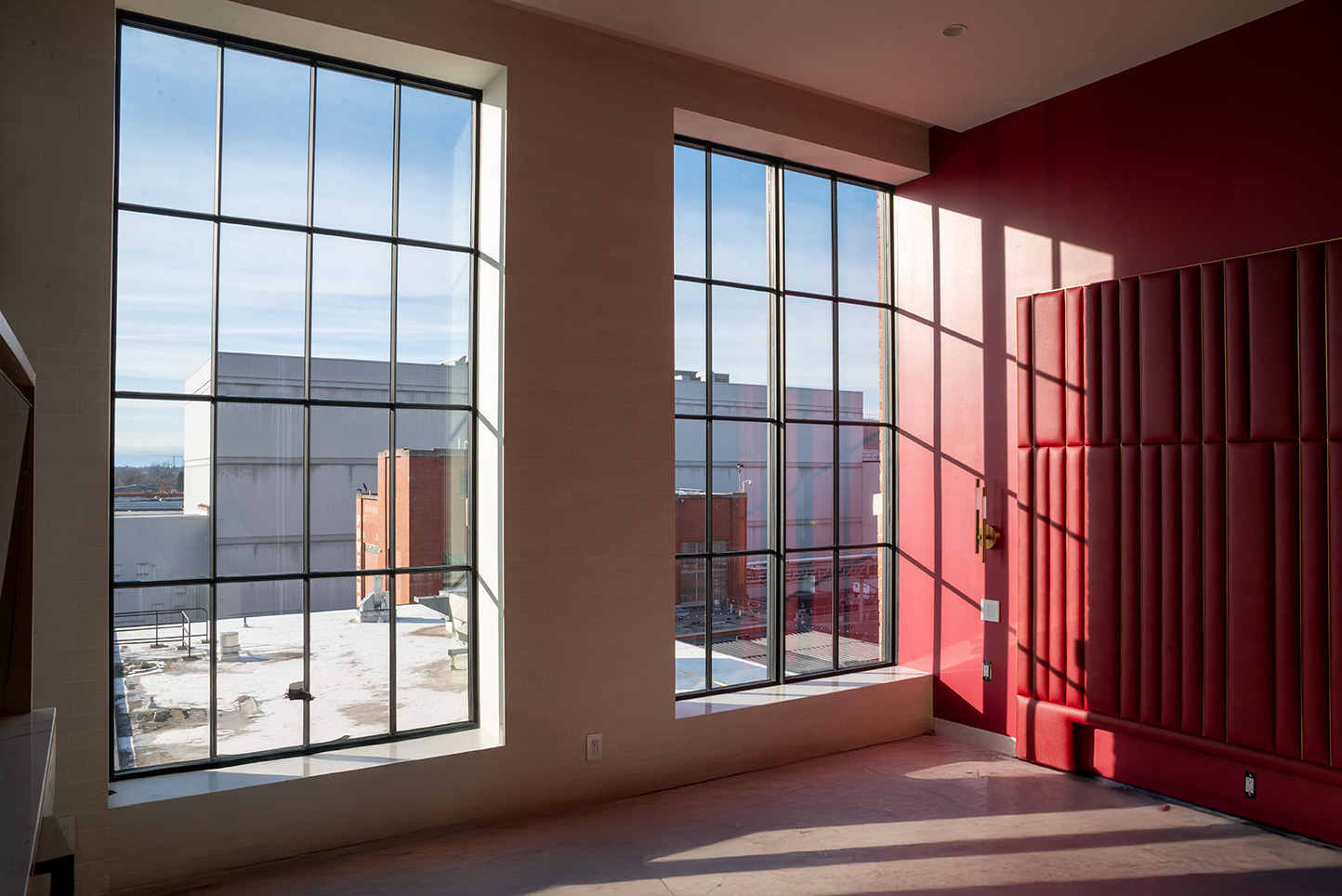Hotel room windows provided by Glass Canada